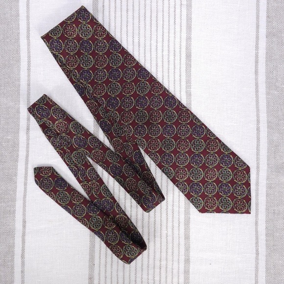 Christian Dior Monsieur Tie Mens Burgundy Silk Geometric Floral Pattern Made USA - Picture 2 of 7
